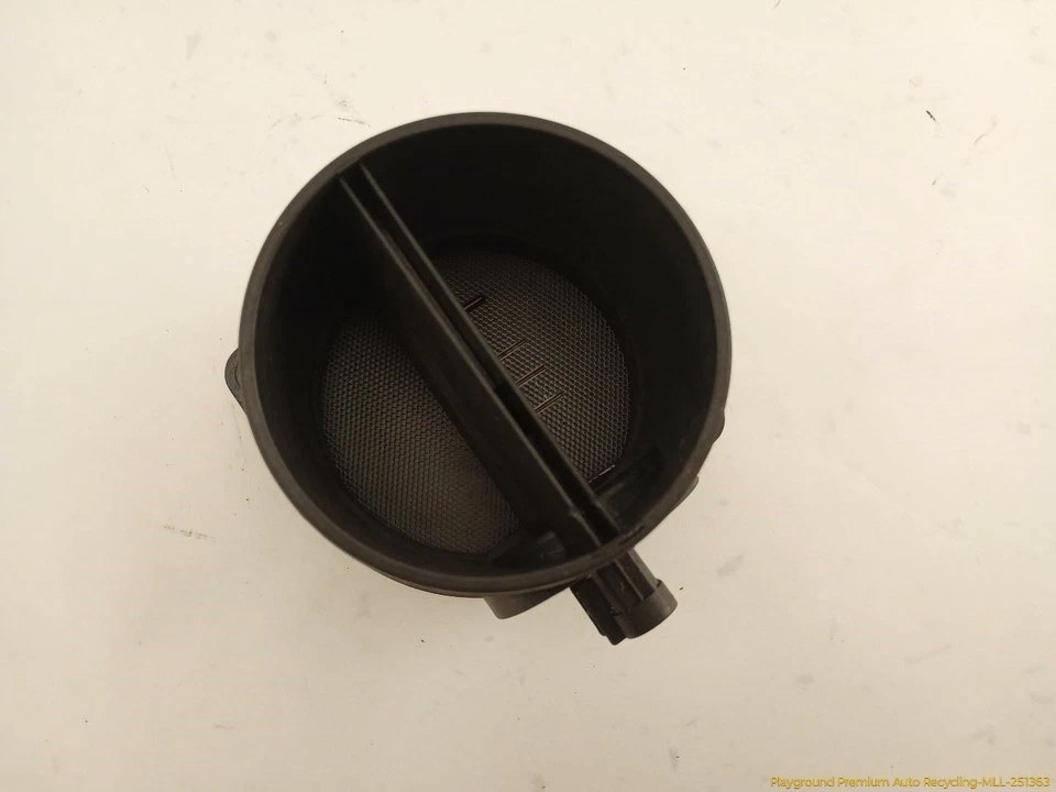 Hyundai Genesis COUPE Mass Air Flow Meter Sensor 3.8L Fits 2009-2011 09 10 11 - Image 2 of 4