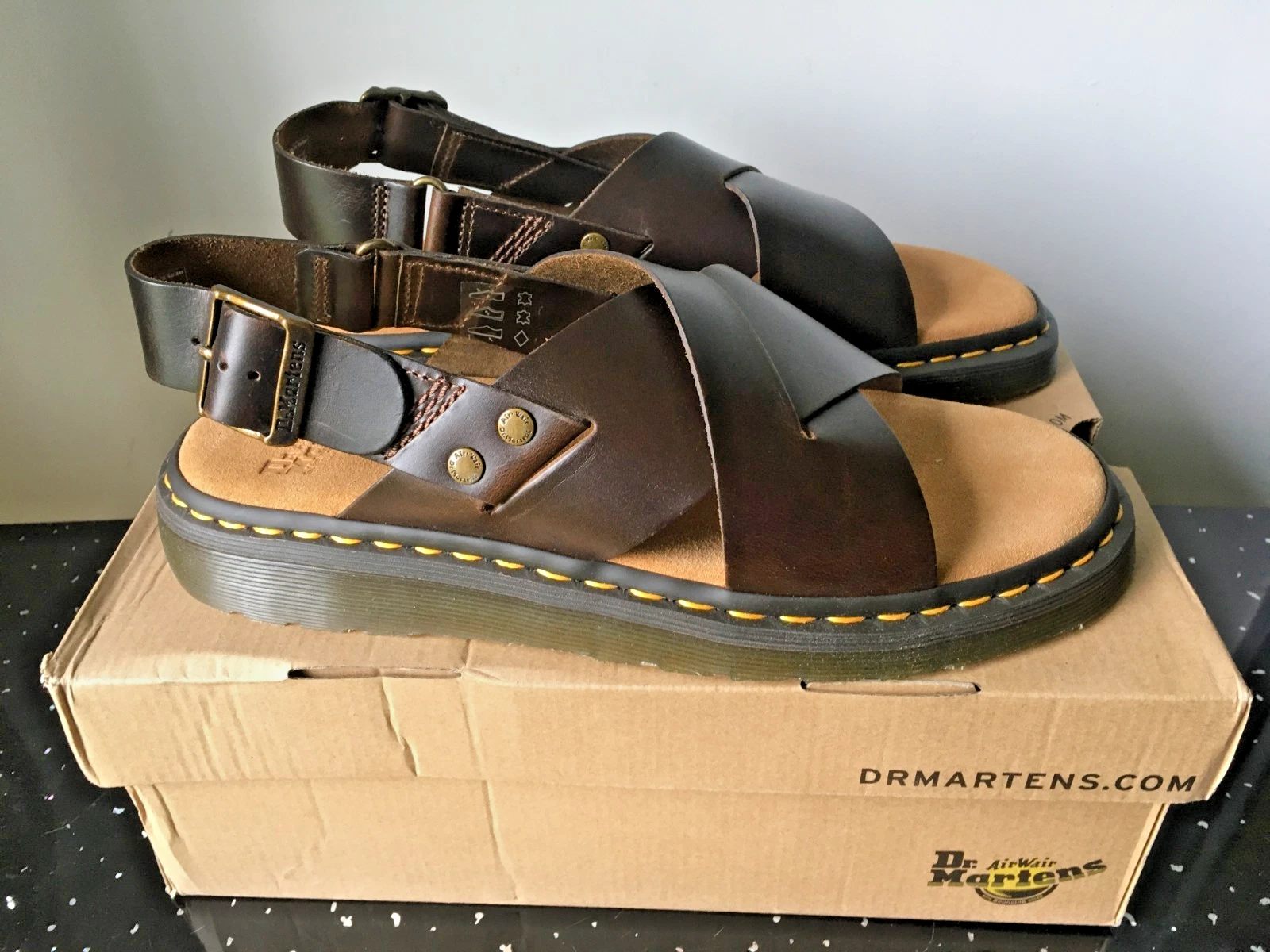 Dr Martens Sandals Zane Leather Sandals UK 10 Brown BNIB Doc Martens
Opens in a new window or tab