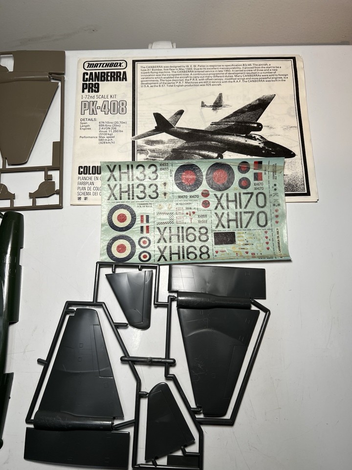 Maquette Avion Canberra PR.9 – Matchbox 1/72, PK-408, En Grappe