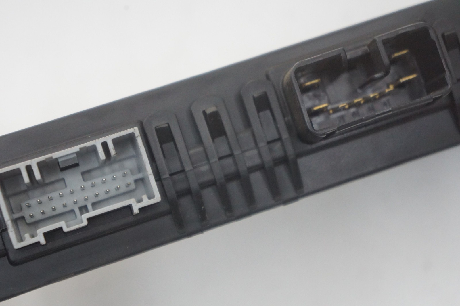 Front Right Passenger Door Module OEM 7G33-13C790-AB Aston Martin V8 Vantage 08