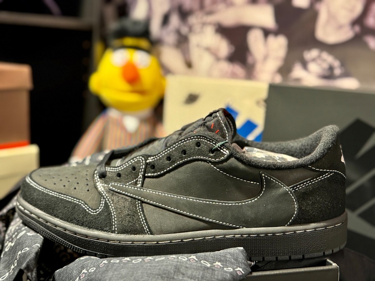 NIKE TRAVIS SCOTT JORDAN1 LOW SP （PS） Nike (PS) Jordan 1 x Travis Scott Retro Low OG SP Medium