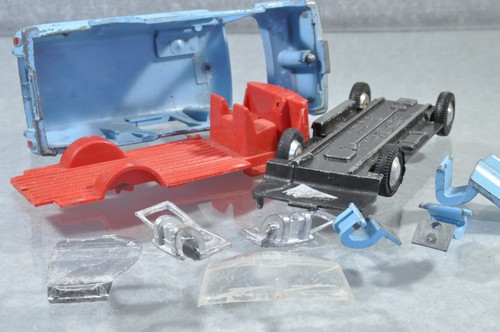 BG912 Dinky Toys GB #407 Ford Transit Van - épave E/- - Foto 3 di 3