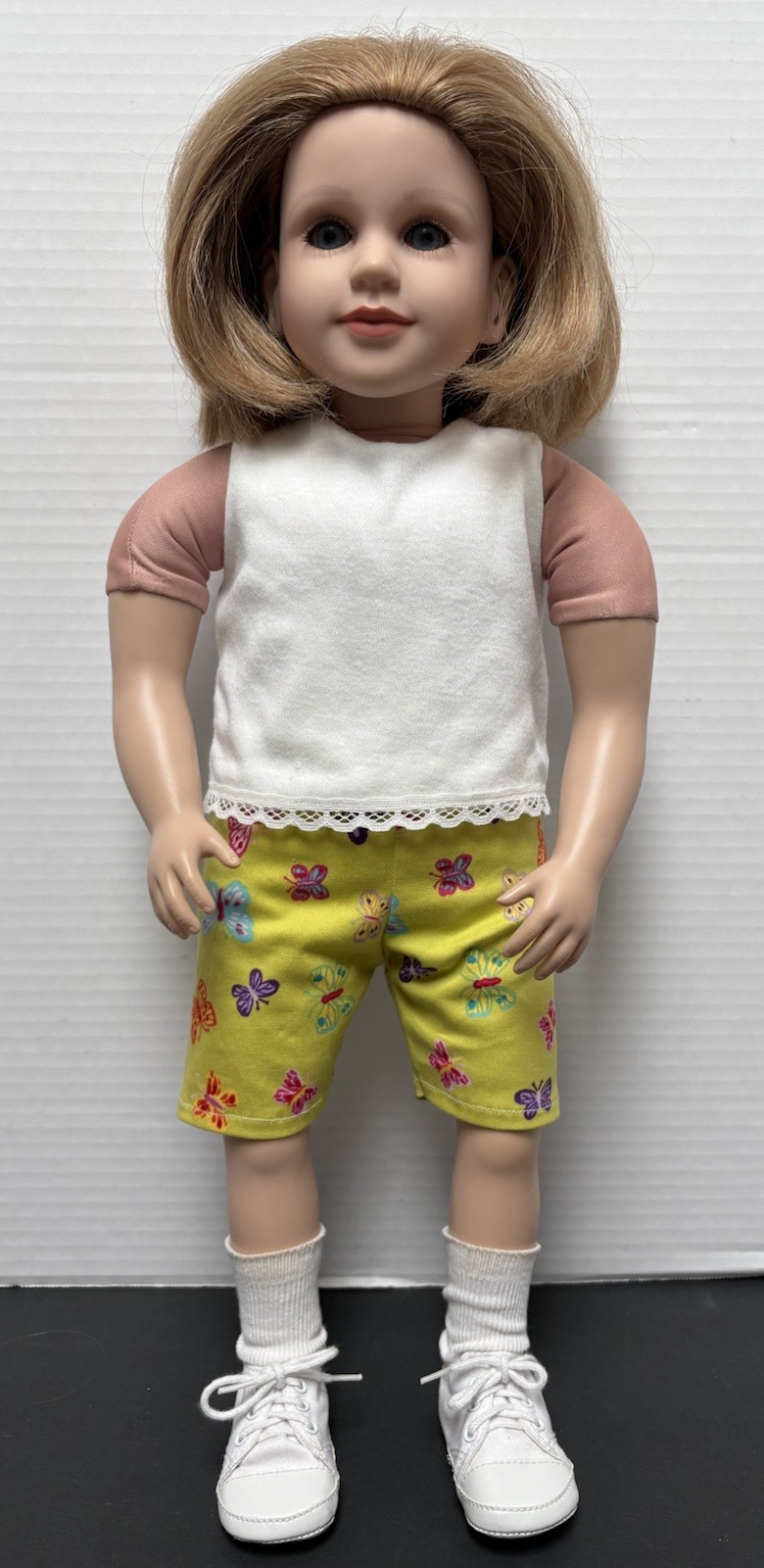 My Twinn 2003 Posable Doll 23” Blonde Bob with Blue Eyes Outfit/Shoes ~ NICE!