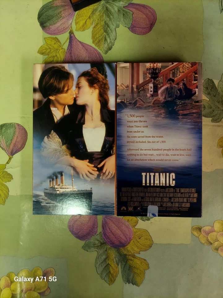 James Cameron's Titanic Collector's Edition VHS Box Set - Great condition - Image 4 of 4