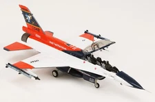 Hobby Master 1/72 X-62A VISTA #86-0048 w/Missiles USAFTPS