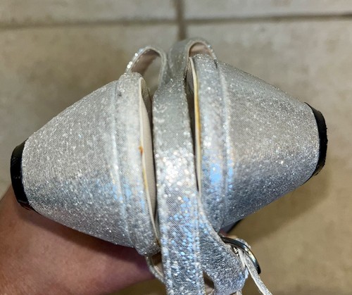 Benjamin Walk Touch Ups By Benjamin Walk Silver Sandal Wedges Size 9 - Picture 6 of 7