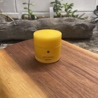 Yuzu Lip Mask Hyaluronic Acids and Vitamin C, Lip Balm Glowiest Sweet  Dreams New
