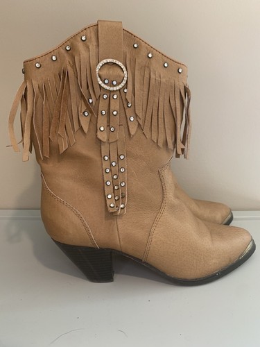 Santa Fe Boot Company Women’s Brown Leather Fringe Boots, Size 8M