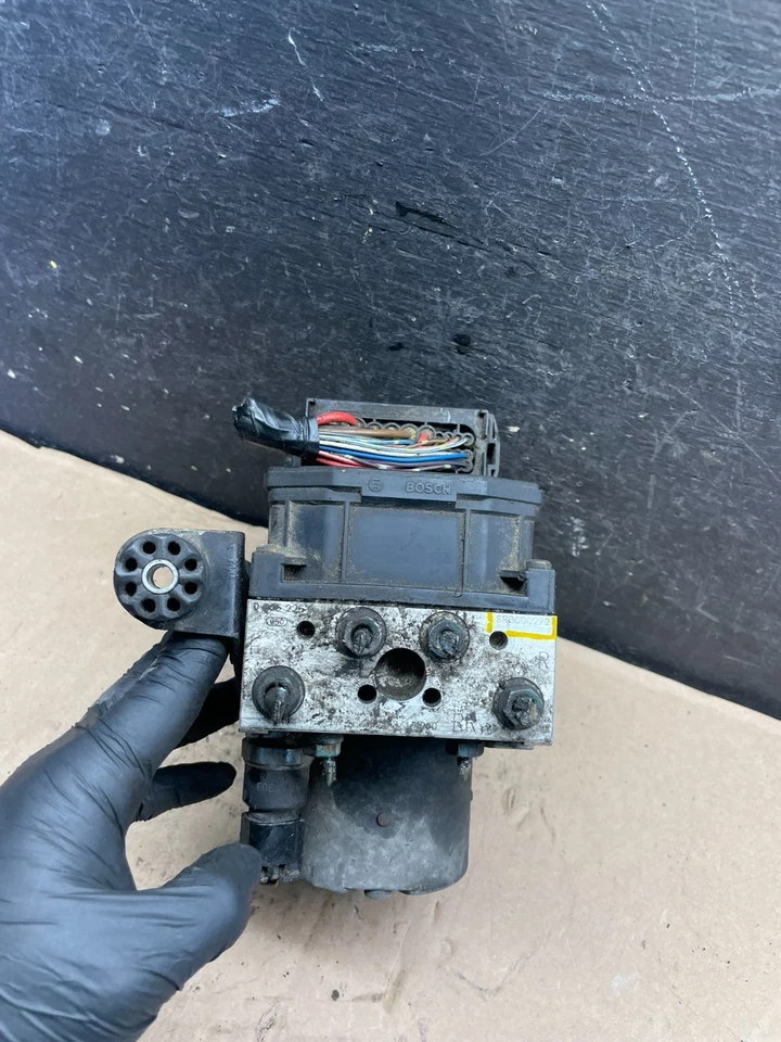 Land Rover Range Rover 2003-2005 ABS módulo de bomba de freno antibloqueo S8259 DG Foto 3 de 4