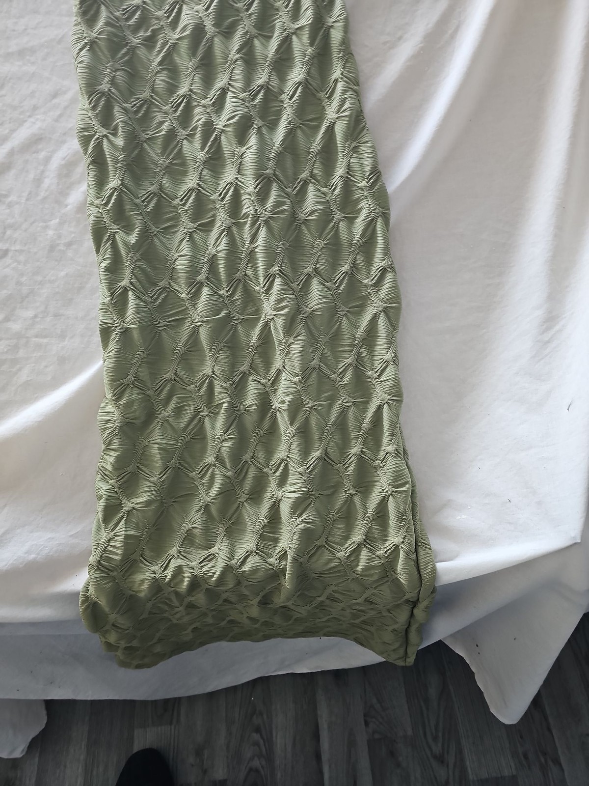 VILA Sage Green Textured Popcorn Maxi Dress size s 237 image 7