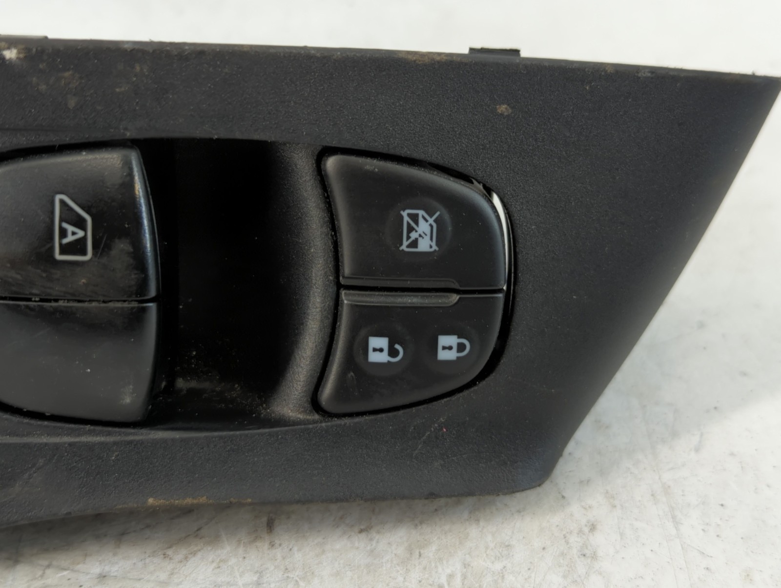 2013-2018 Nissan Altima Driver Left Door Master Power Window Switch VJEKM
