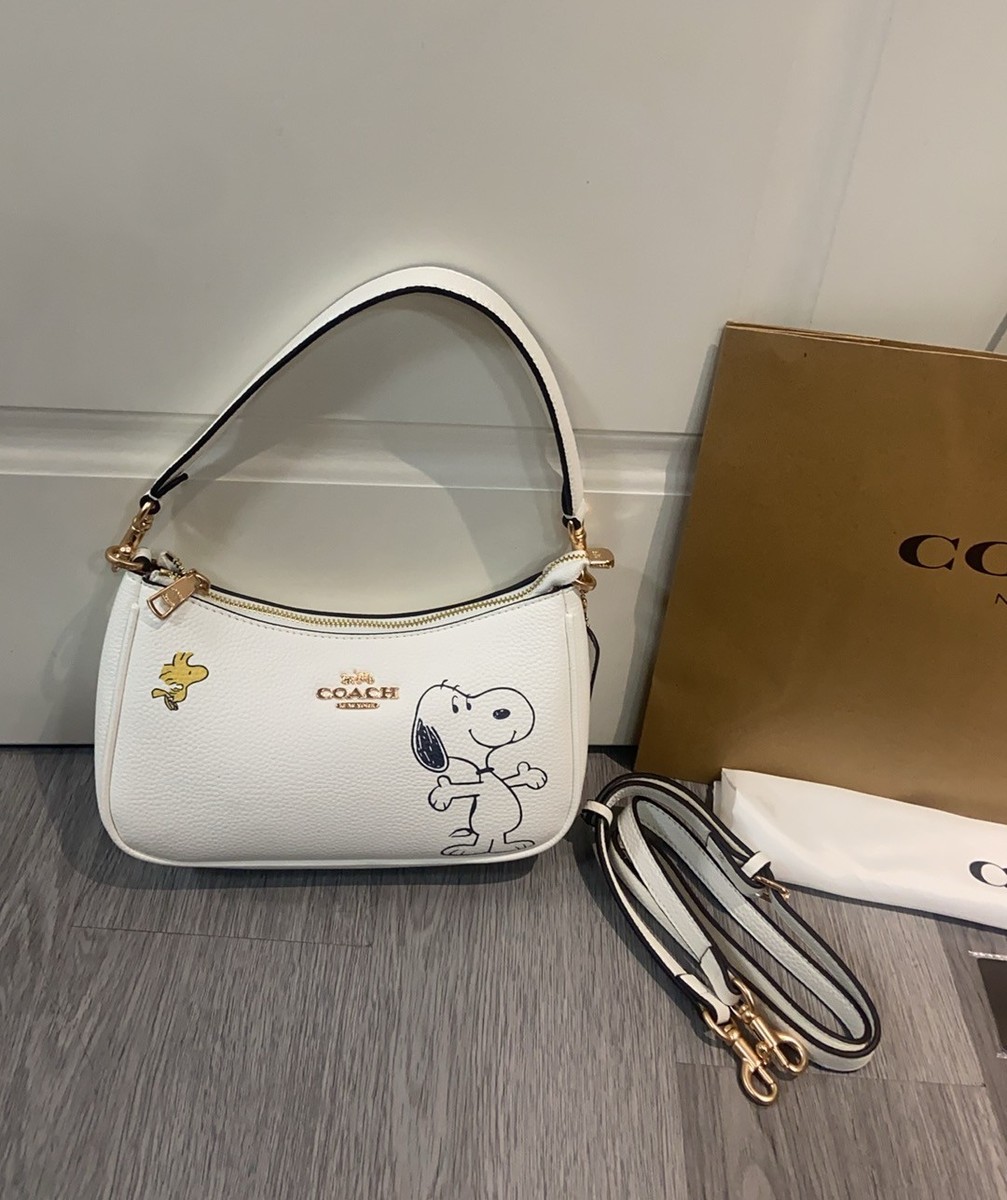 COACH テリ ショルダーバッグ - スヌーピー - 品番: CBJ76 COACH X PEANUTS】テリ ショルダー バッグ・スヌーピー (Coach