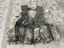 US Army Military MOLLE Vest ACU w/ 7 Pouches and 1 glasses pouch