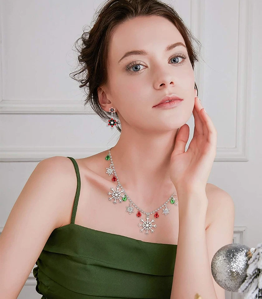 METOBAR Christmas Necklace Earrings Bracelet Set Rhinestone Snowflake Collar Nec - Image 2 of 4