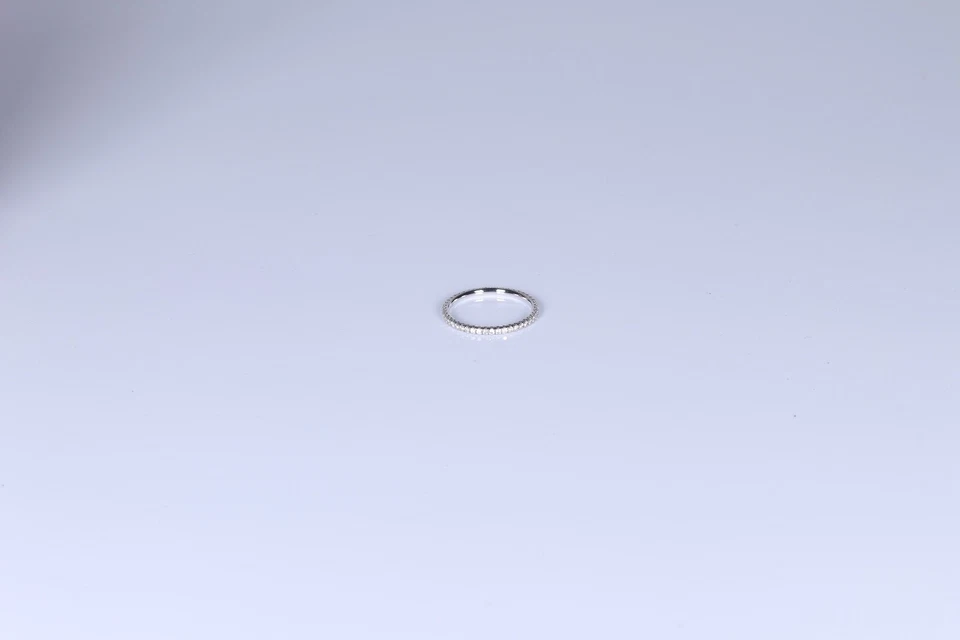 Alianza de boda Cartier Étincelle 0,25 quilates diamante oro blanco de 18 quilates talla 49 con papeles  Foto 3 de 4