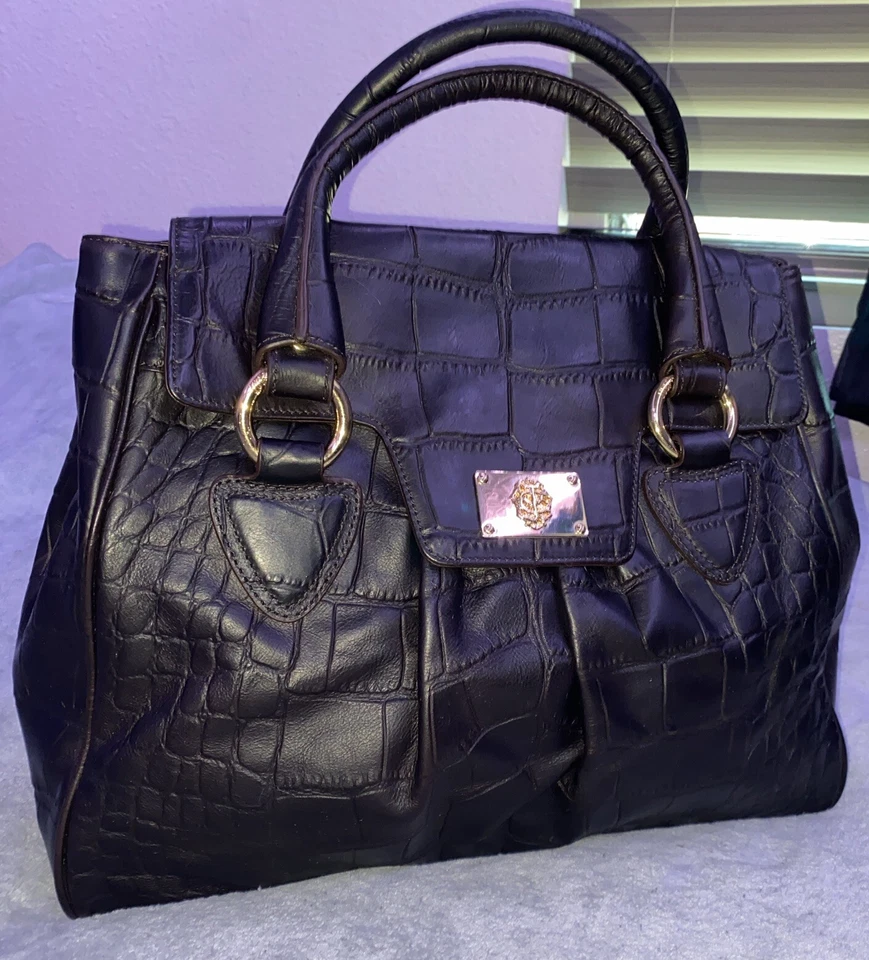 Bolsa Roberto Cavalli marrom escuro couro crocodilo em relevo com ferragens douradas GG - Imagem 2 de 4