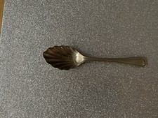 Raro cucchiaio con guscio di zucchero