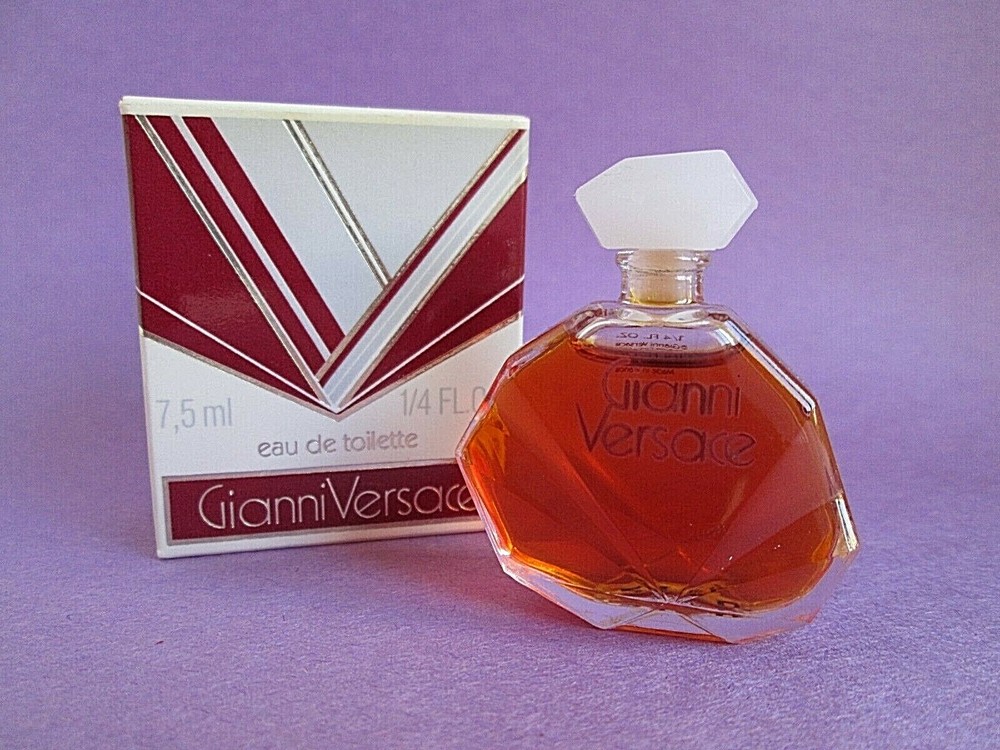 Gianni Versace Vintage Eau de Toilette Mini 7.5 ml 1/4 oz New in Box Miniature