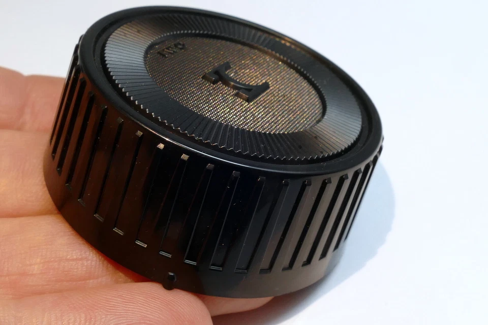 Sigma Rear lens cap for OM Olympus manual focus wide angle deep 16mm 18mm - Image 4 of 4