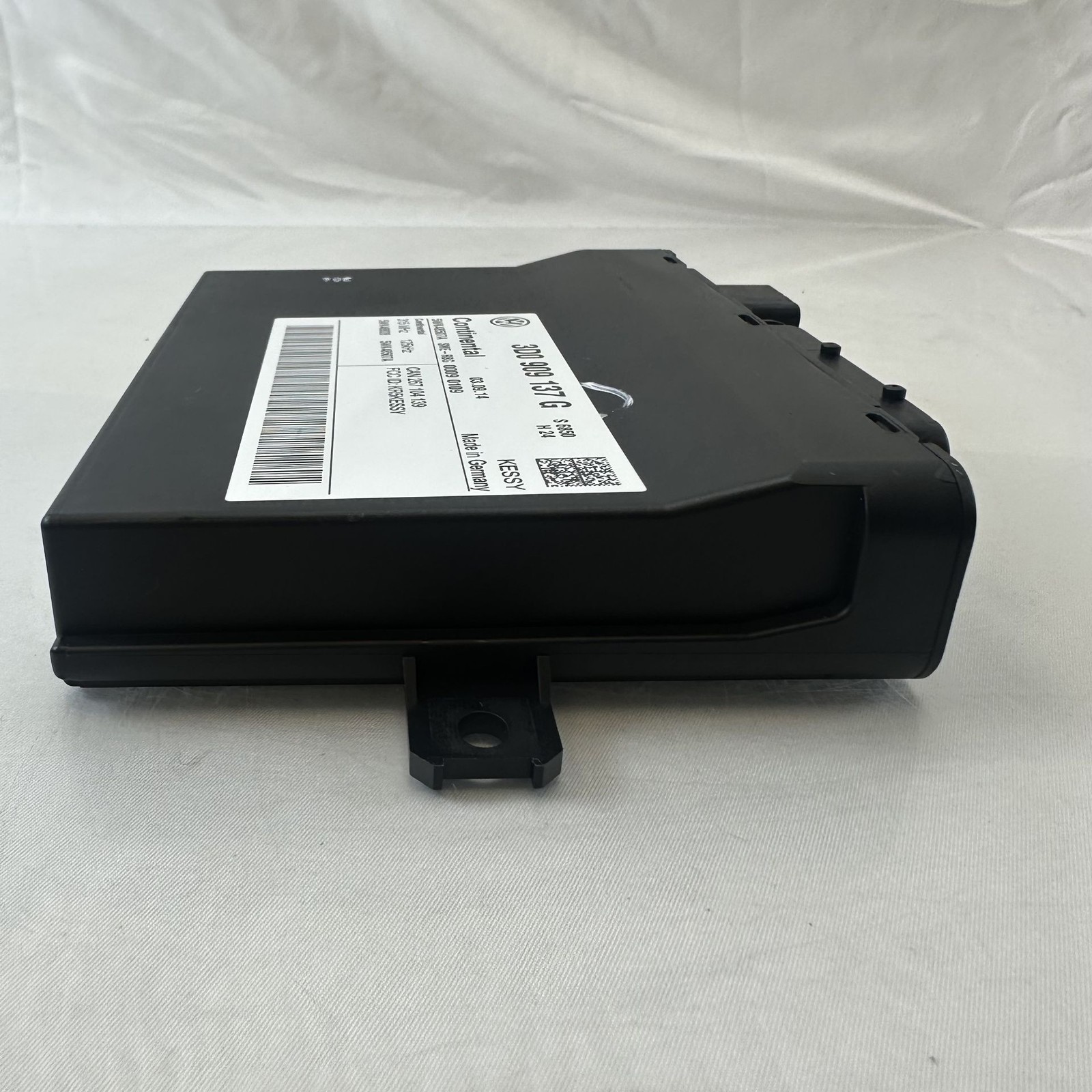 Bentley Continental GT GTC Flying Spur KESSY Keyless Entry Module 3D0909137G