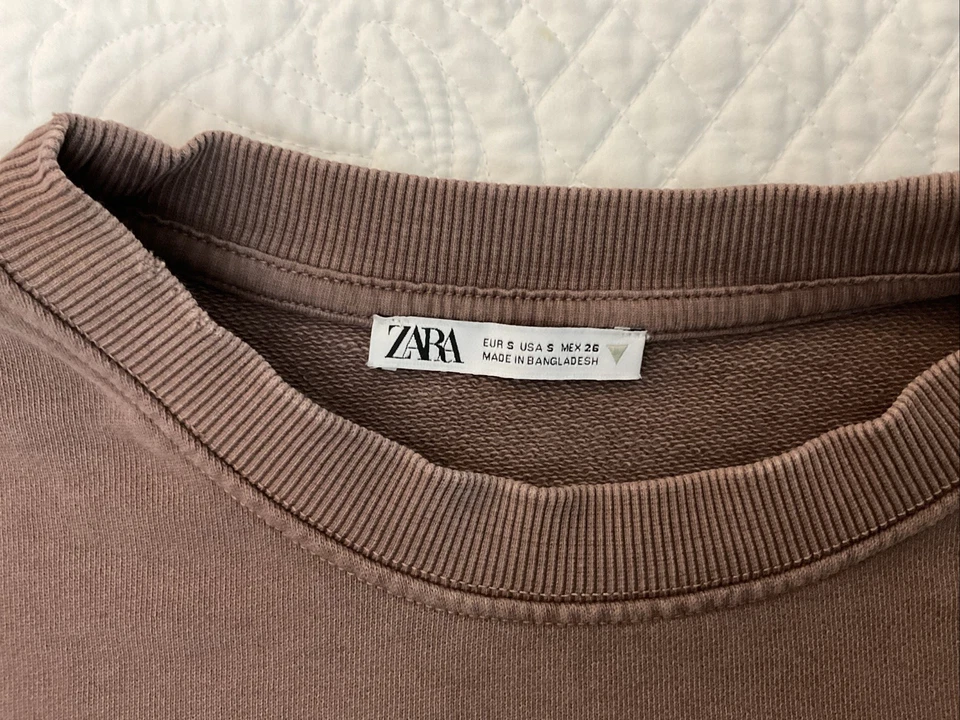 Sudadera Zara Recortada Manga Corta Color Óxido Talla Pequeña Foto 2 de 4