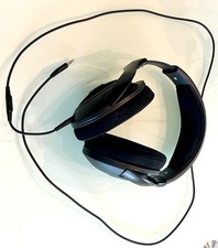 Sennheiser HD 569 Audiophile Closed-Back Around-Ear Comfortable Wired Headphones