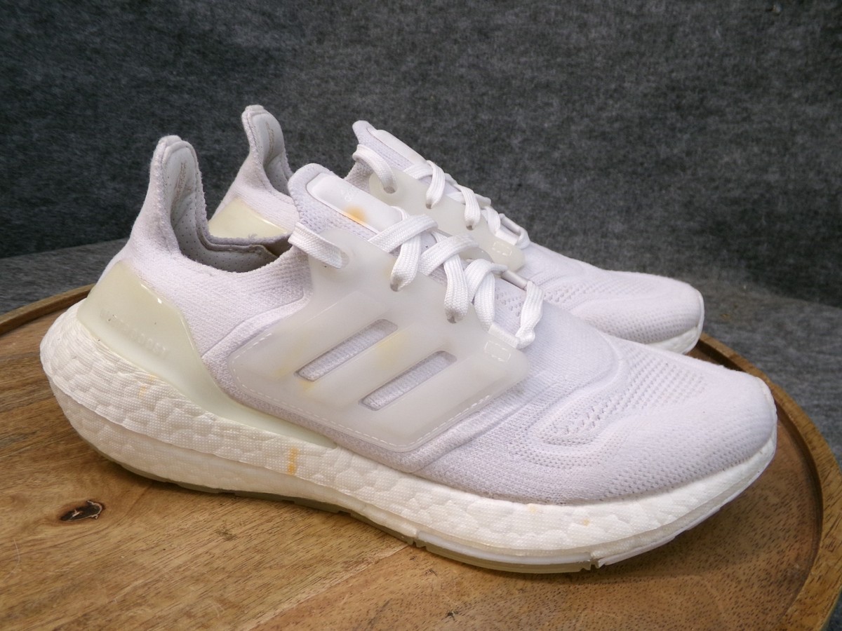 Adidas Ultraboost 22 Womens Size 6.5 US Triple White Athletic Running Shoes