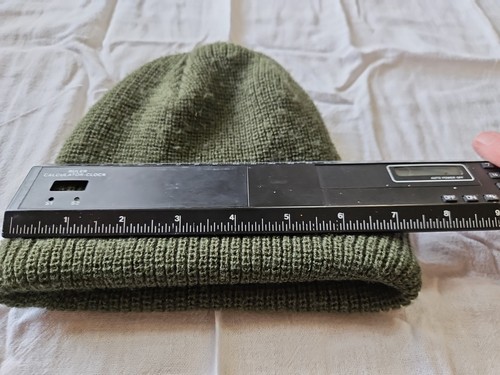 Russell Athletic Beanie Classic Logo olivfarben warm Wintermütze mit Bündchen Einheitsgröße - Bild 9 von 10