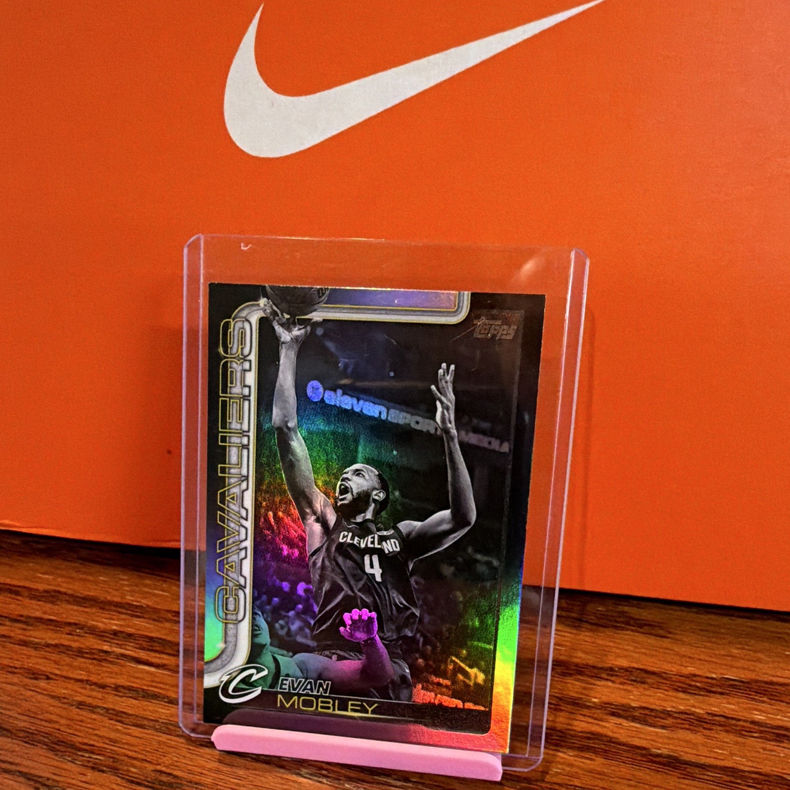 Topps 2025-26 Evan Mobley Cleveland Cavaliers NBA #82 Basketball Card