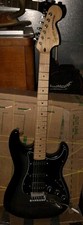 Squier Stratocaster Nero Corpo Solido 6 Corde Acero Collo/Tavola RH 21F
