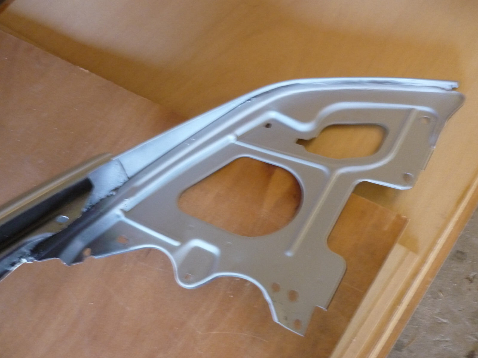 Ferrari 550,575 - LH Front Wing Panel/Fender Complete P/N 65866100