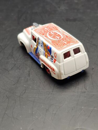 Super Van King & Queen of Hearts Art Cars Hot Wheels '56 Ford - Bild 3 von 4