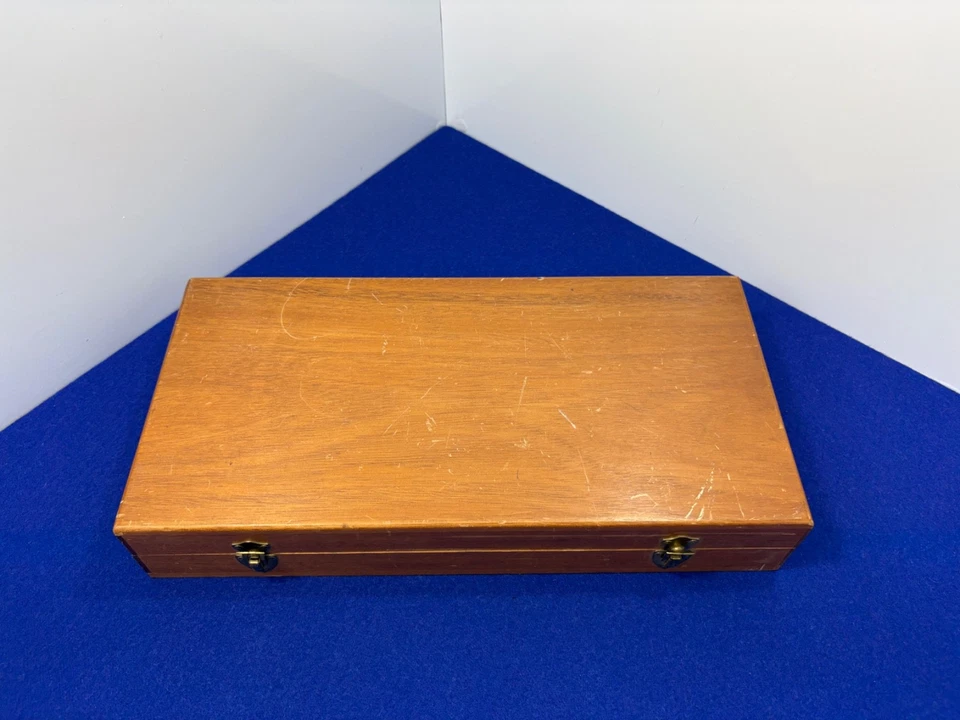 Smith & Wesson Hardwood Revolver Box (No Insert)  Interior 15¼″ L × 7⅛″ W × 2¾″H - Image 3 of 3