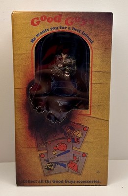 NECA Burnt Chucky Child s Play Exclusive 4K Good Guys Figuren mit Box