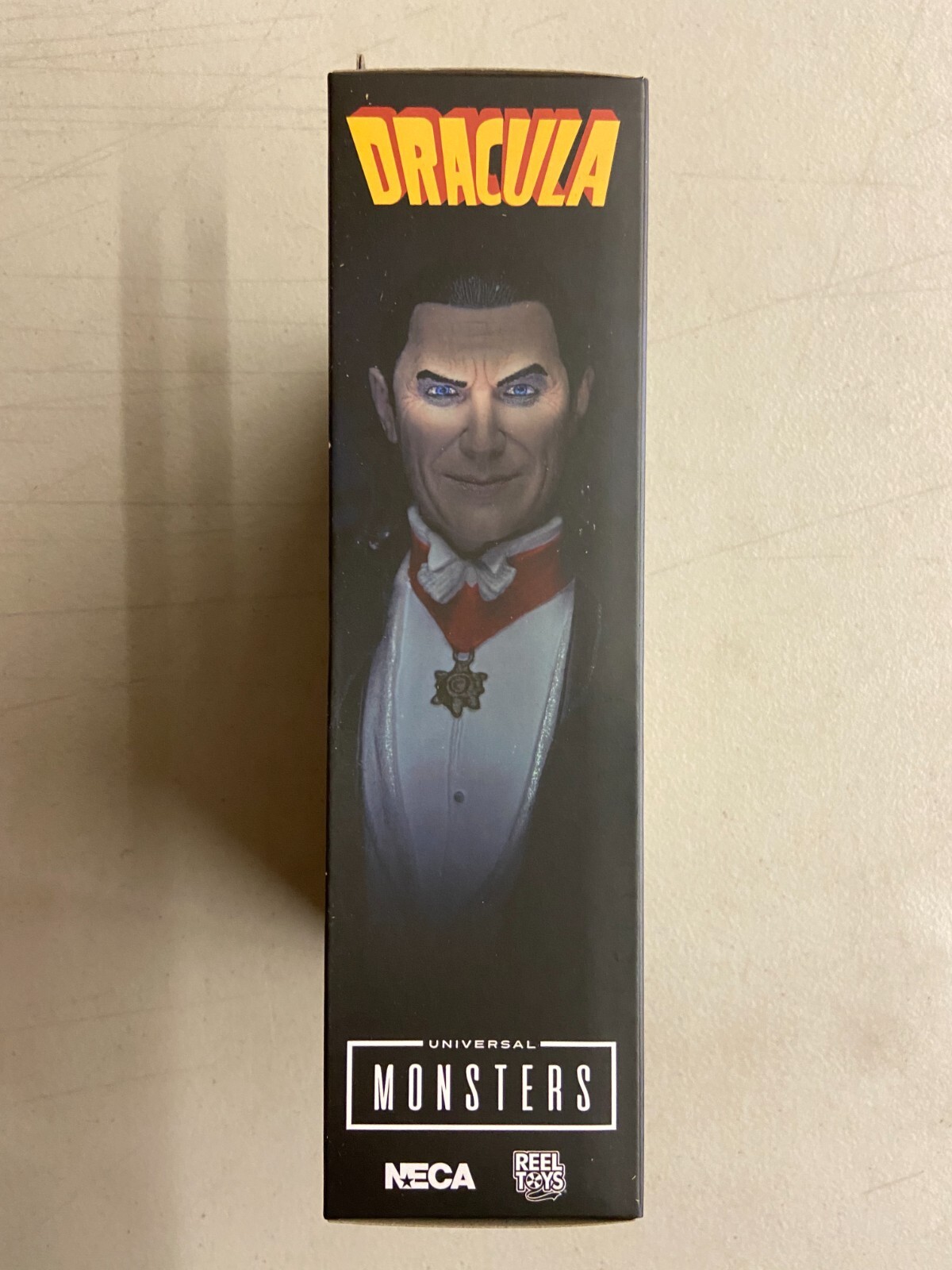 NECA Universal Monsters Ultimate Count Dracula 7" Action Figure Color ...