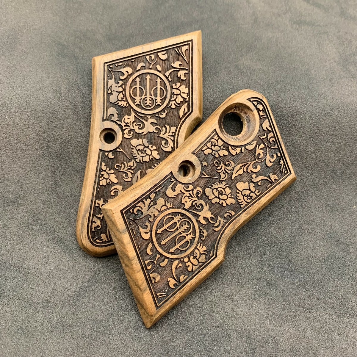 Beretta 950 Jetfire Walnut Wood Grips. Fits Pre-1968 Beretta 950