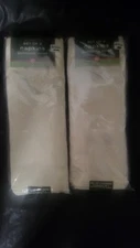 (2)NWT BED, BATH & BEYOND Napkins IVORY POINSETTIA NAPKINS 4 Per Package 