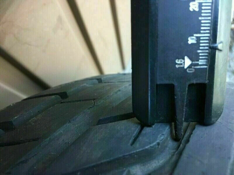 2xkomplette Sommerreifen+Felgen 195/65R14 89H für Nissan Primera,Bluebird,Avenir - Bild 4 von 4