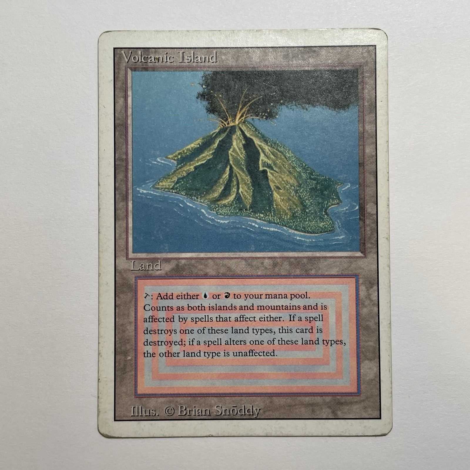 Volcanic Island Magic The Gathering MTG Revised Edition Dual Land Trading Card