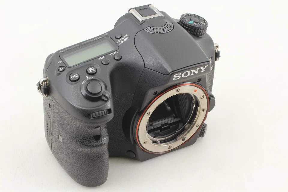 [Fast neuwertig] Sony Alpha a77 α77 II schwarz digitale Spiegelreflexkamera Gehäuse aus Japan - Bild 4 von 4