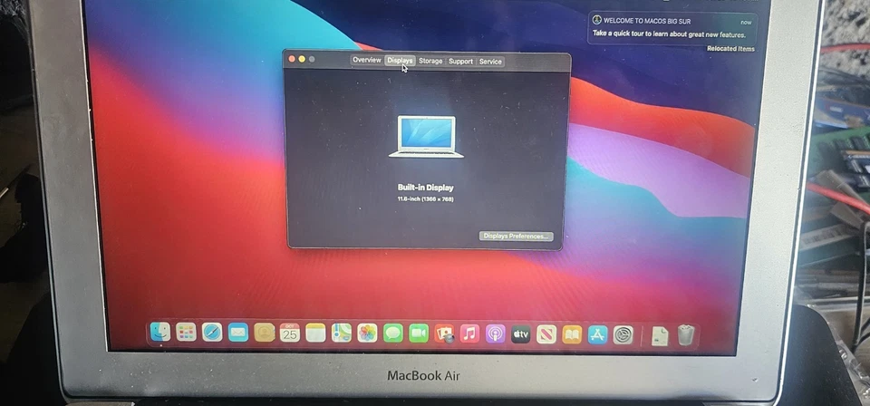 Apple MacBook Air - Image 4 of 4