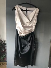 Beautiful Talbot Runhof Ivory and Black Designer dress, medium, good condition