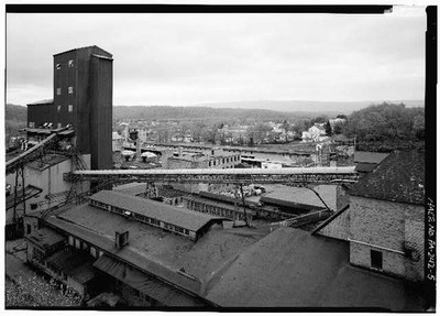Photo:Industrial Complex Rotary Elevator Building 1910s General View