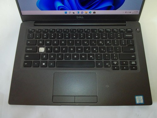Dell Latitude 7400 14" Core i7-8665U 1.90GHz 32GB 256GB SSD W11 Laptop (A9031) - Picture 4 of 9