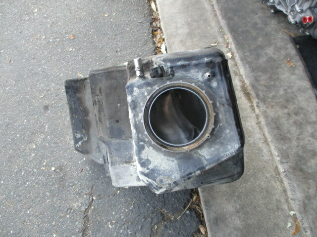 Ferrari 458 Italia - LH Fuel Tank  -  P/N 257458