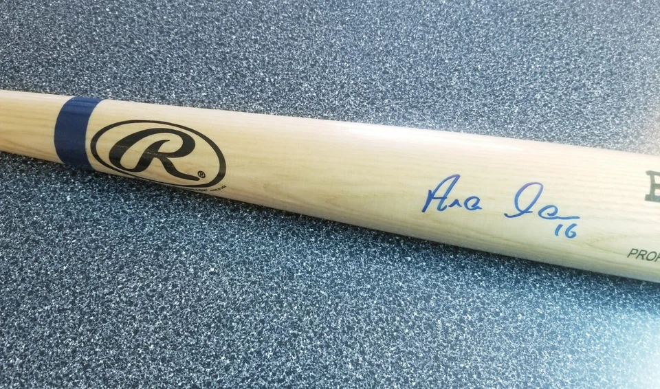 ARAMIS RAMIREZ 2011 EDITION MYSTERY BATS  FULL SIZE BAT AUTO JUST MINORS CUBS  - Image 3 of 4
