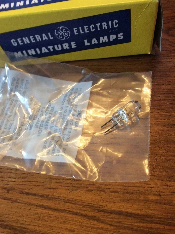 GE LIGHTING 780 Miniature Lamp 780 12W T2 3/4 12V Bulb USA (Qty.1) - Image 2 of 2