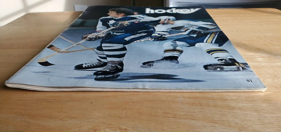 Toronto Maple Leafs Goal Magazine April 13 1974  Jim McKenny hockey program NHL - Image 3 of 4