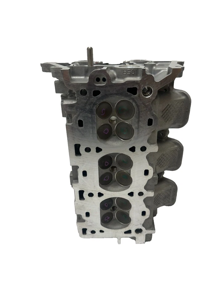 Подлинная задняя головка блока цилиндров Ford Mazda Mercury 3,0 л DOHC AL8Z-6049-A - Изображение 2 из 4