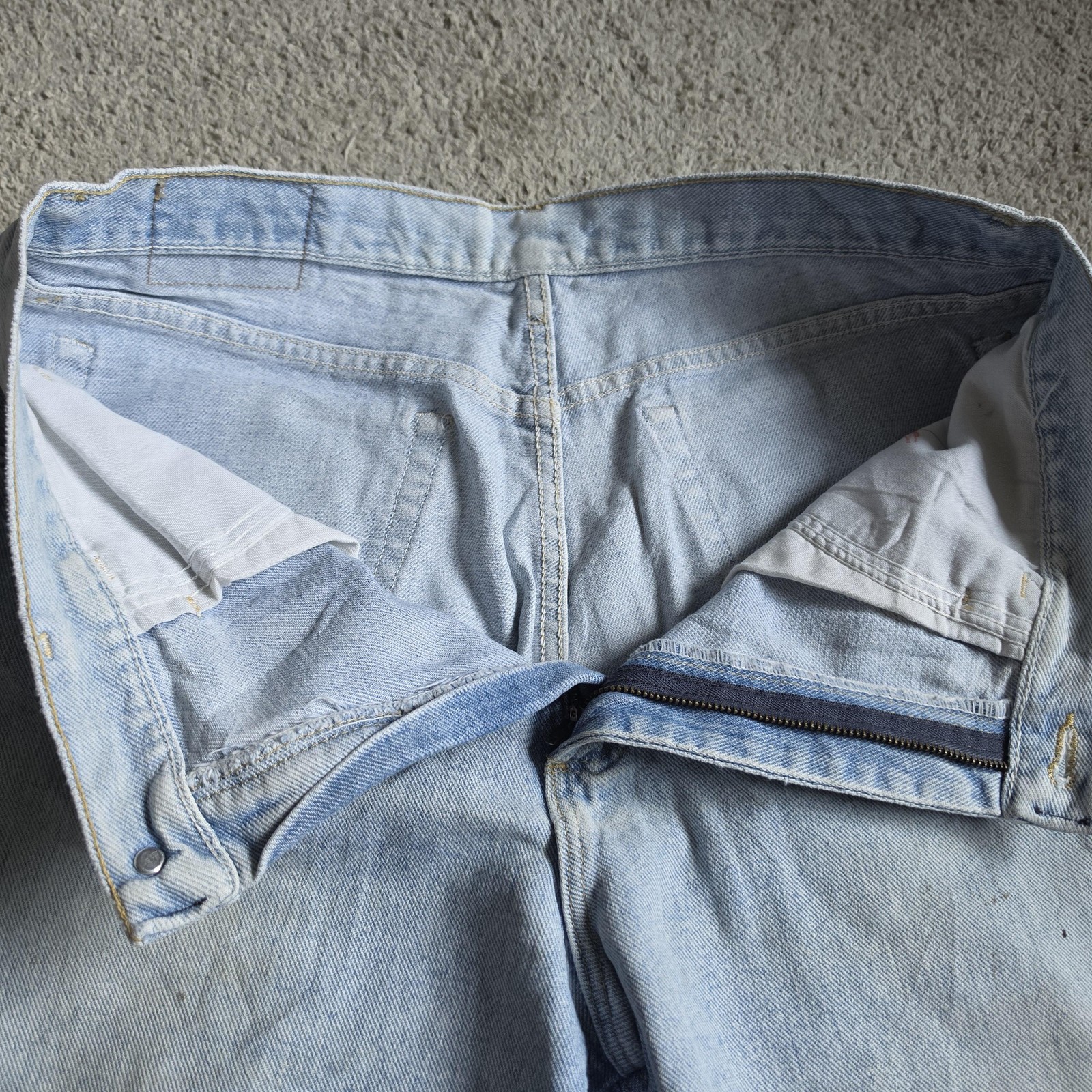 Wrangler Shorts Mens 34 Blue Denim Bermuda Relaxed Fit Casual Pockets Summer image 5